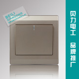 贝力 灵山系列 一开双控带荧光大翘板开关 金棕 AT-1012KGLS 86型 金棕 年度最高性价比开关插座