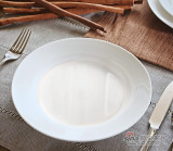 圆形白瓷沙拉盘