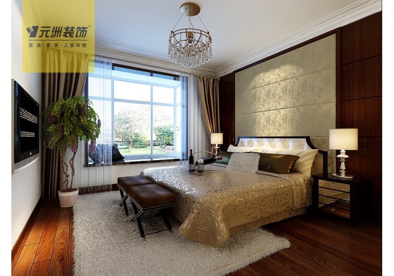 主卧室：床头背景以有质感的水曲柳木饰面搭配米黄色软包，富有对比，其他墙面粘贴壁纸，结合窗帘增加卧室的精致感。