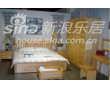 宜伟松木系列YW-UF-26床+床头柜+衣柜